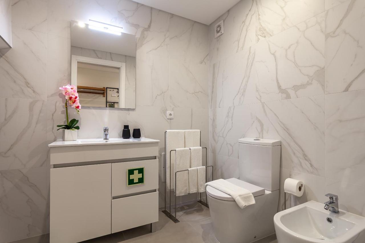 Gravito 53 Apartments By Home Sweet Home Aveiro Exteriör bild